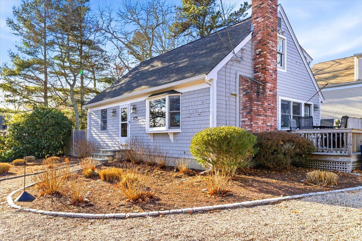 197 Monomoscoy Road Mashpee MA 02649