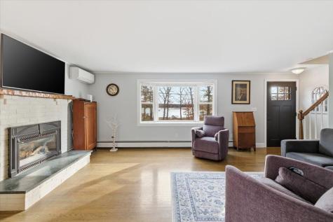 197 Monomoscoy Road Mashpee MA 02649