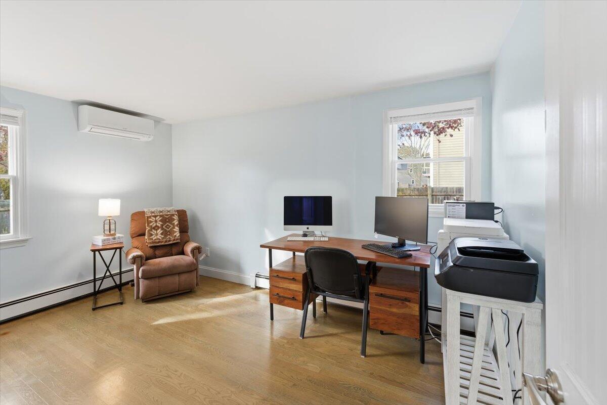 197 Monomoscoy Road Mashpee MA 02649