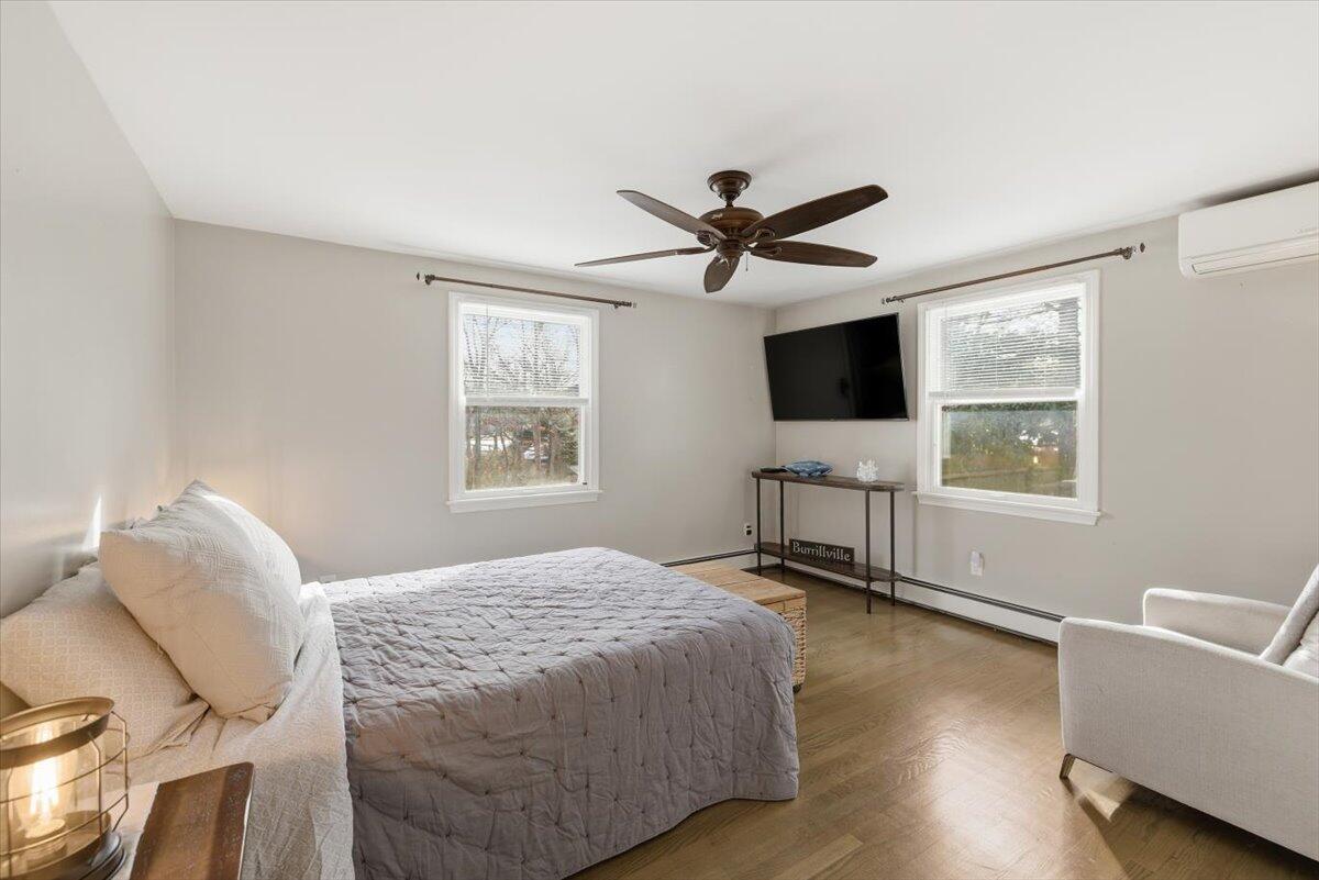 197 Monomoscoy Road Mashpee MA 02649