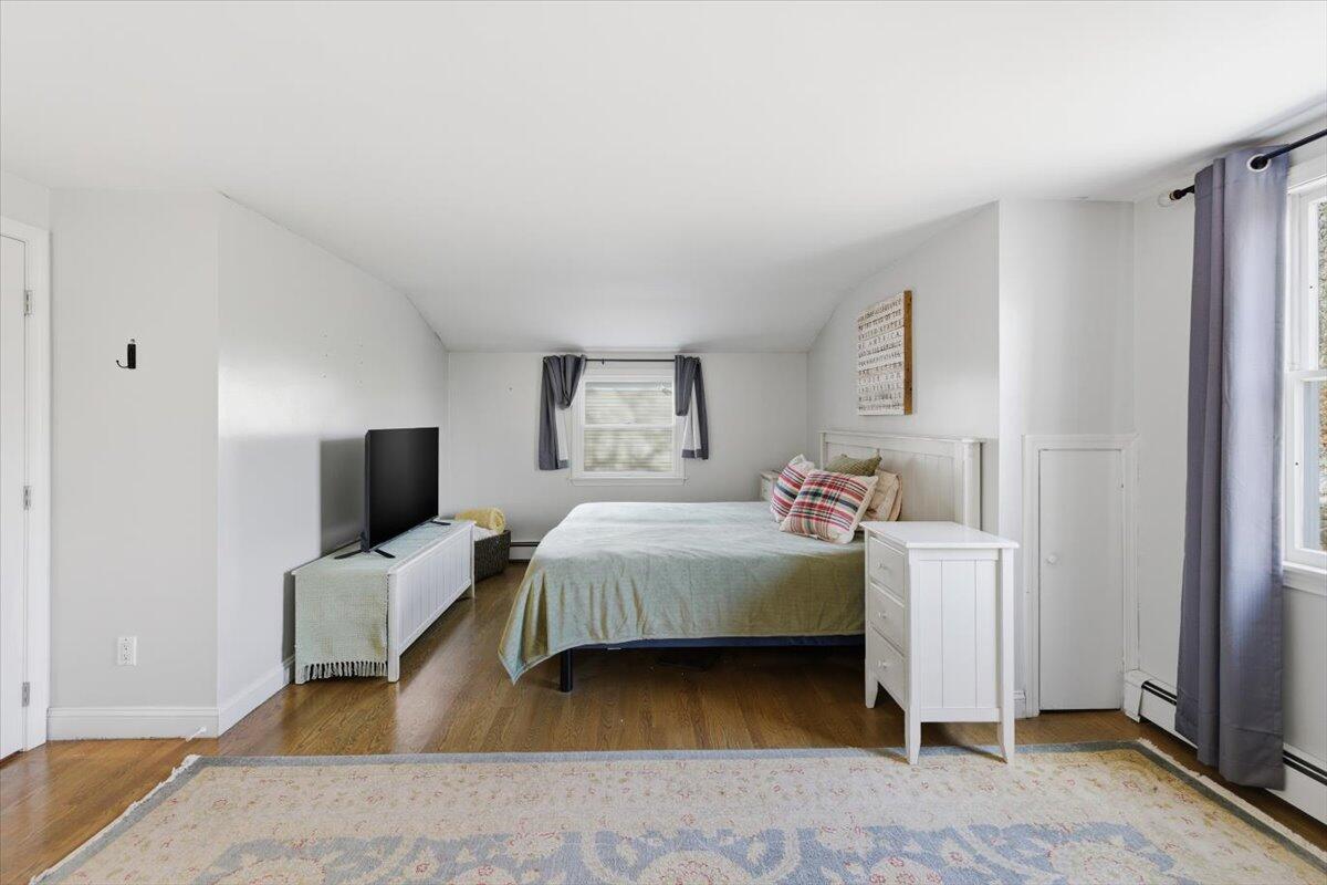 197 Monomoscoy Road Mashpee MA 02649