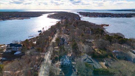 197 Monomoscoy Road Mashpee MA 02649