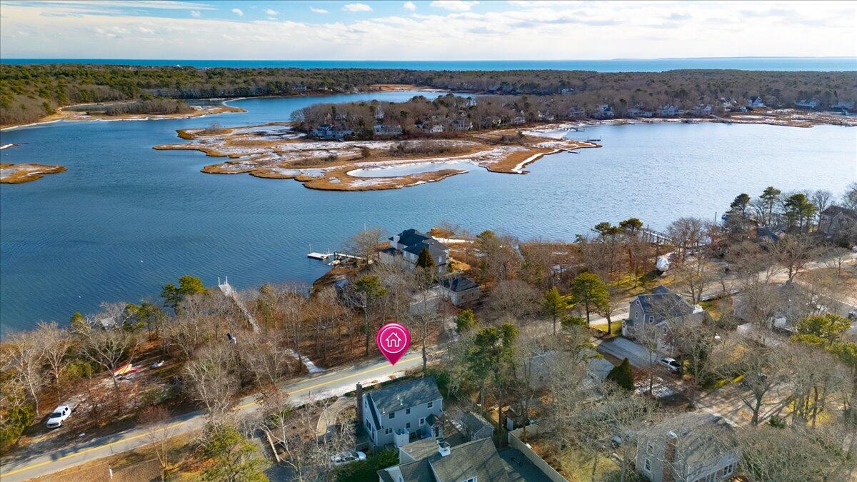 197 Monomoscoy Road Mashpee MA 02649