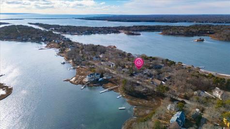 197 Monomoscoy Road Mashpee MA 02649