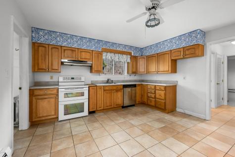 33 Head Of The Bay Road Bourne MA 02532