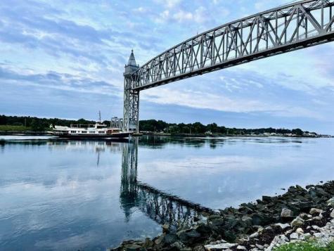 33 Head Of The Bay Road Bourne MA 02532