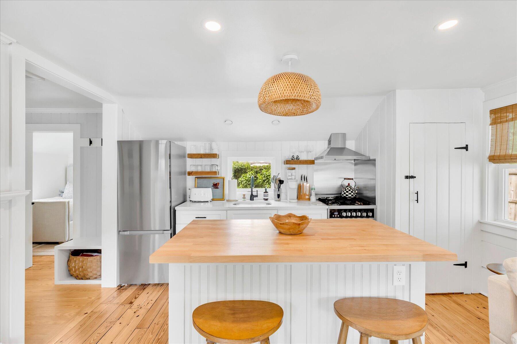 25 Lake Road West Yarmouth MA 02673