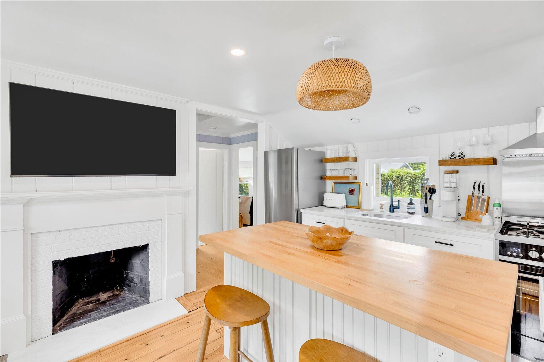 25 Lake Road West Yarmouth MA 02673