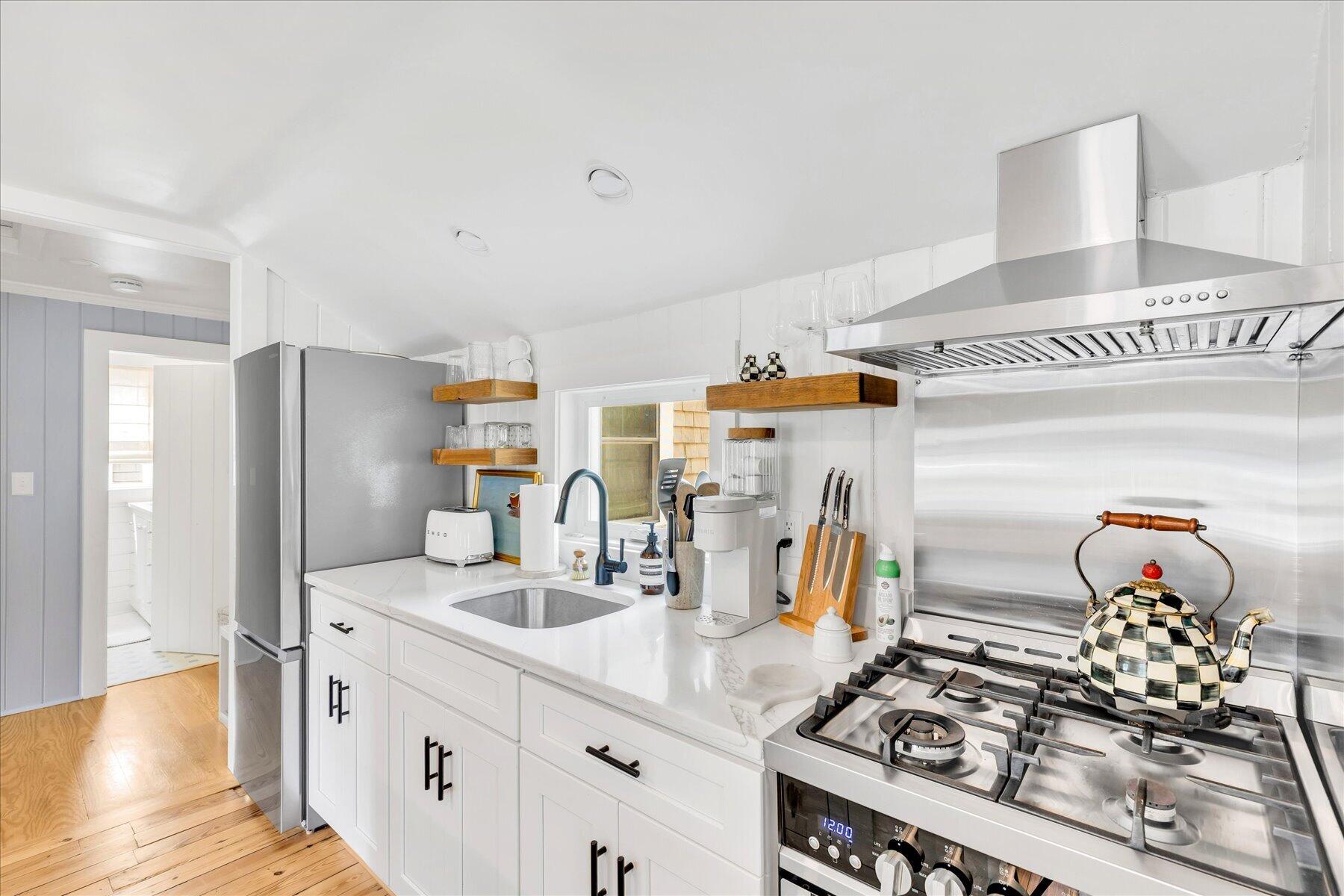 25 Lake Road West Yarmouth MA 02673