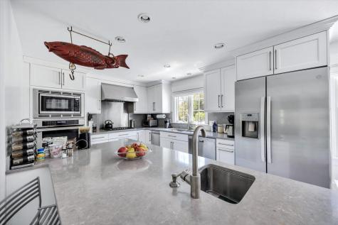 108 Wintergreen Lane Brewster MA 02631