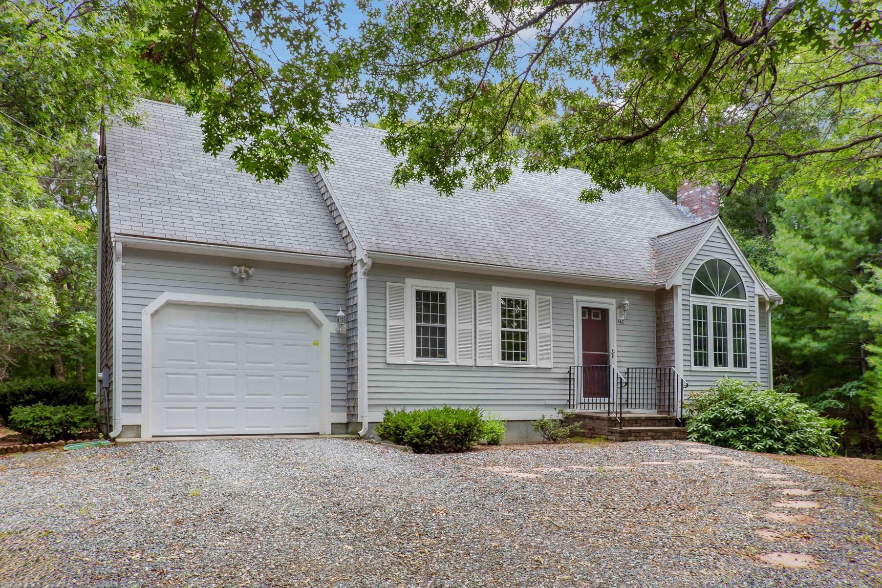 362 Quinaquisset Avenue Mashpee MA 02649