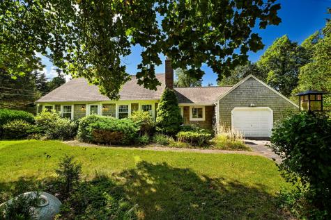 34 Bob White Lane Falmouth MA 02540