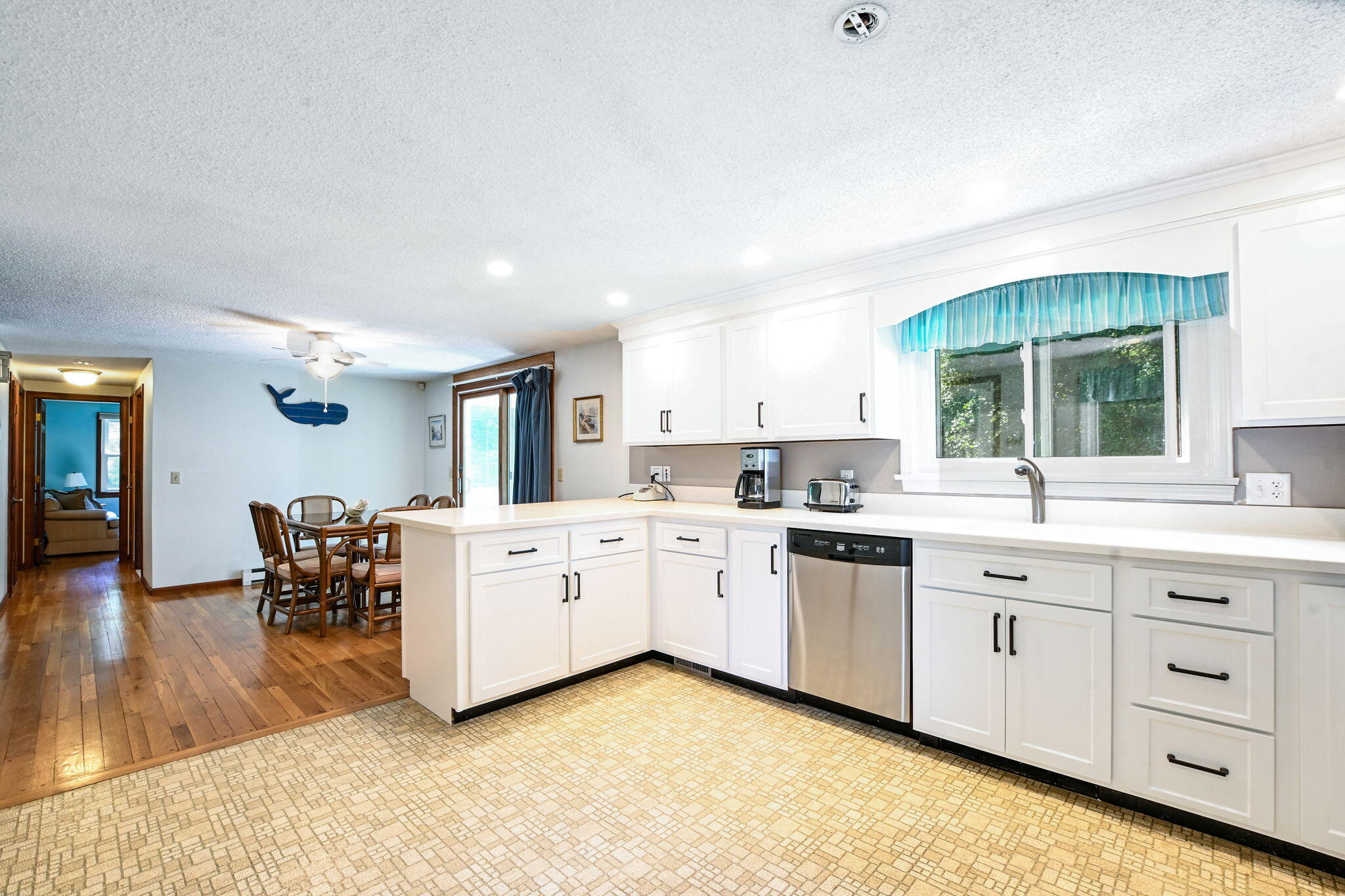 34 Bob White Lane Falmouth MA 02540