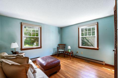 34 Bob White Lane Falmouth MA 02540