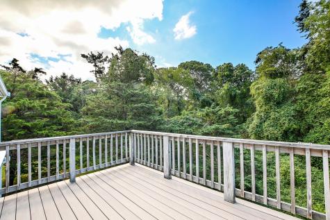 34 Bob White Lane Falmouth MA 02540