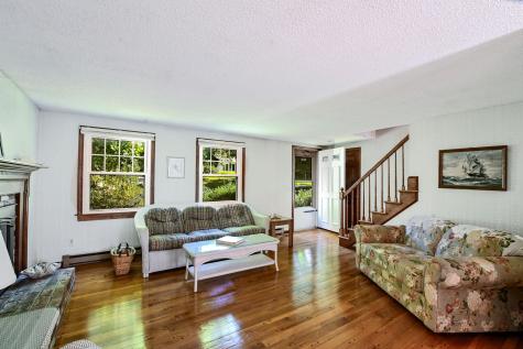 34 Bob White Lane Falmouth MA 02540