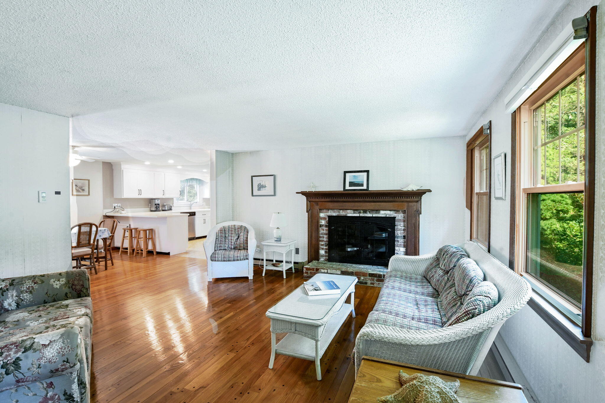 34 Bob White Lane Falmouth MA 02540