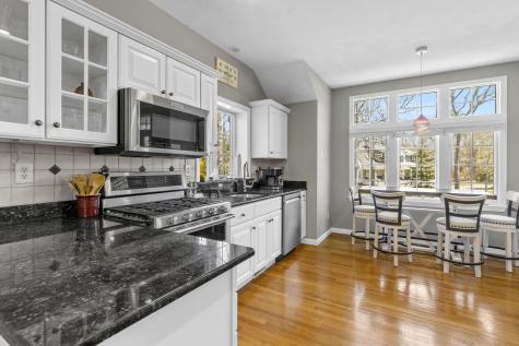 14 Sheffield Place Mashpee MA 02649