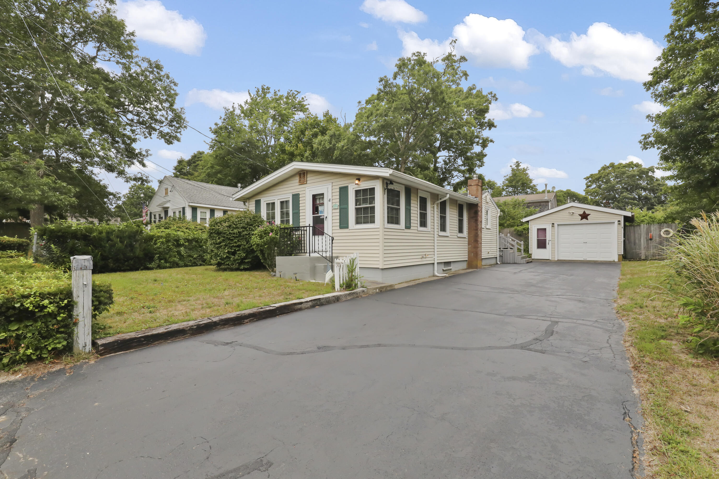 43 Butler Street Wareham MA 02532