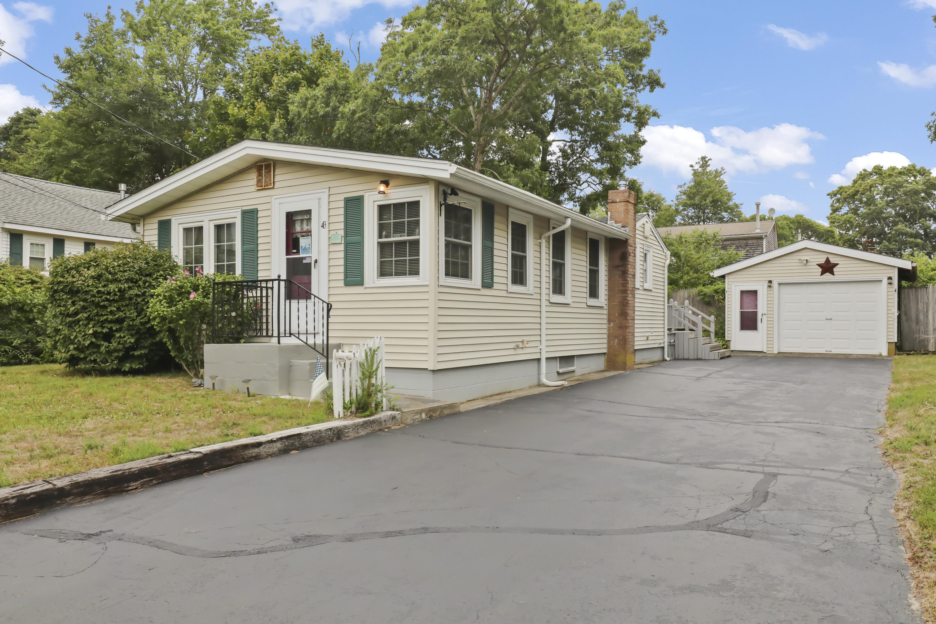 43 Butler Street Wareham MA 02532