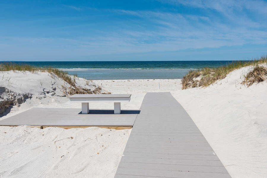 94 Horsefoot Path Dennis MA 02638