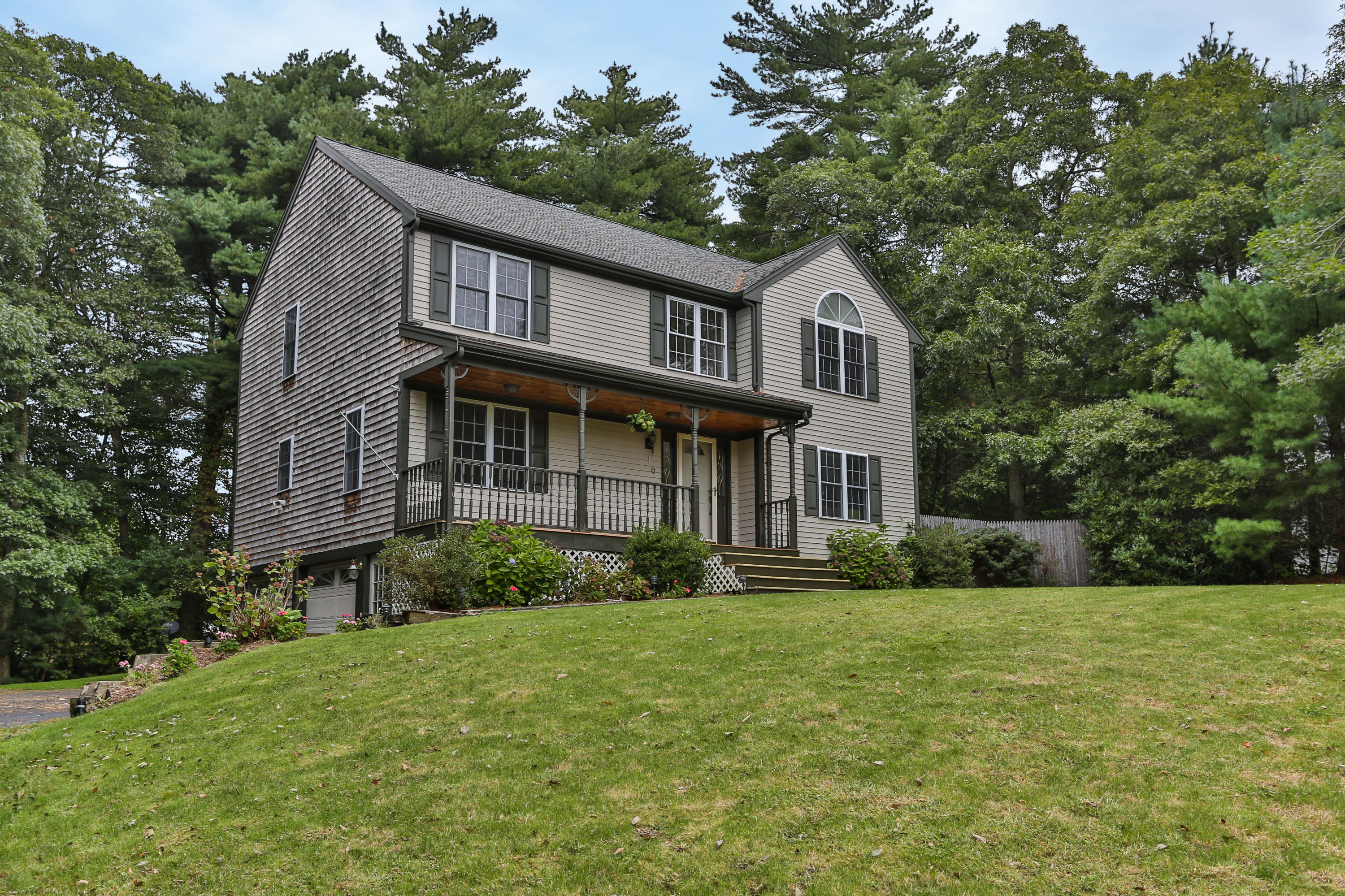 19 Maple Street Mashpee MA 02649