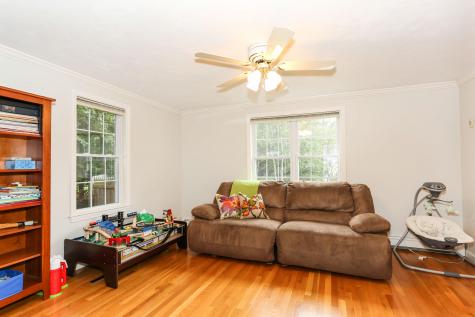 19 Maple Street Mashpee MA 02649