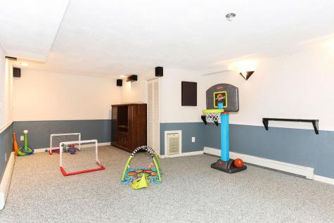 19 Maple Street Mashpee MA 02649