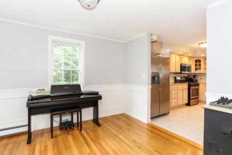 19 Maple Street Mashpee MA 02649