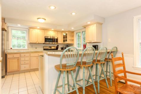 19 Maple Street Mashpee MA 02649