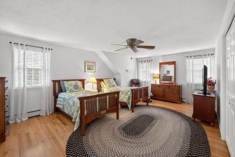 15 Ironwood Court Dennis MA 02638