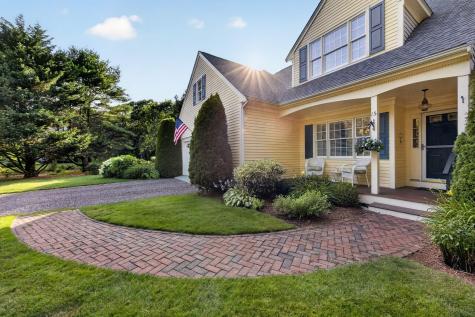 15 Ironwood Court Dennis MA 02638