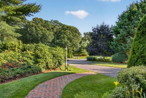 15 Ironwood Court Dennis MA 02638