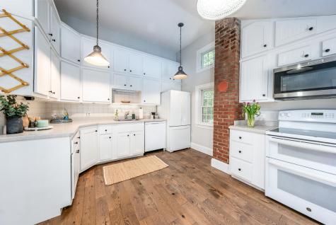 5 Funn Pond Road Dennis MA 02641