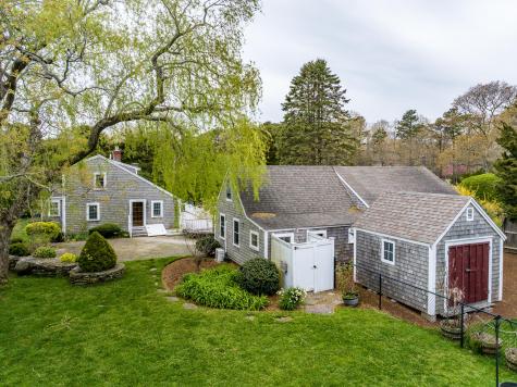 5 Funn Pond Road Dennis MA 02641