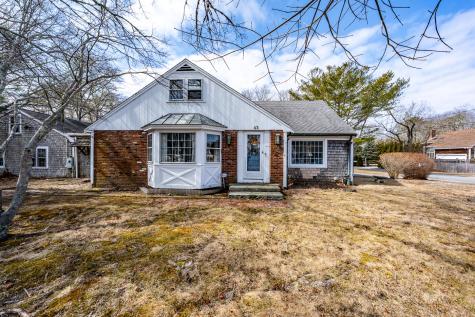 43 Old Town Road Barnstable MA 02601