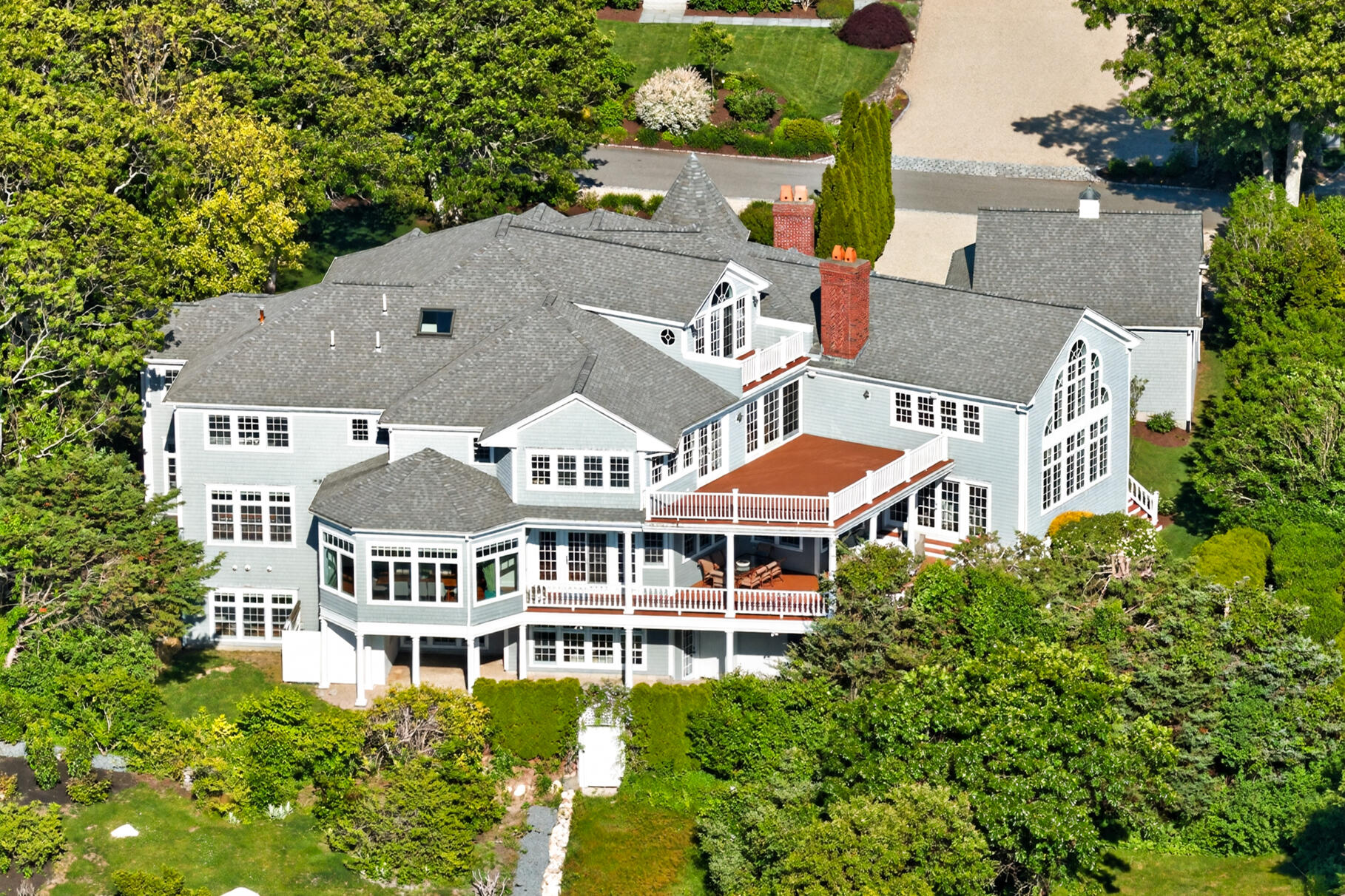 39 Naushon Road Falmouth MA 02540