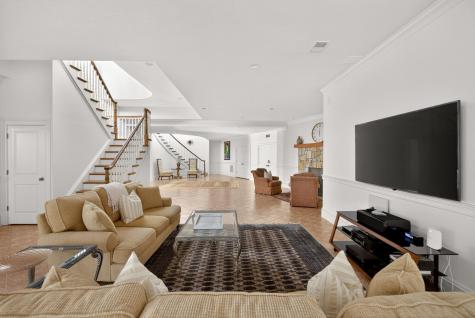 39 Naushon Road Falmouth MA 02540