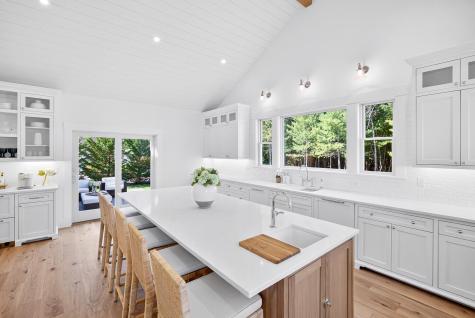 9 Pams Way East Falmouth MA 02536