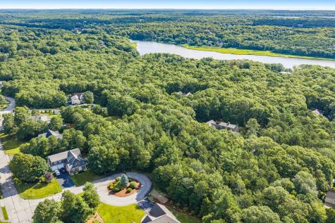 9 Pams Way East Falmouth MA 02536