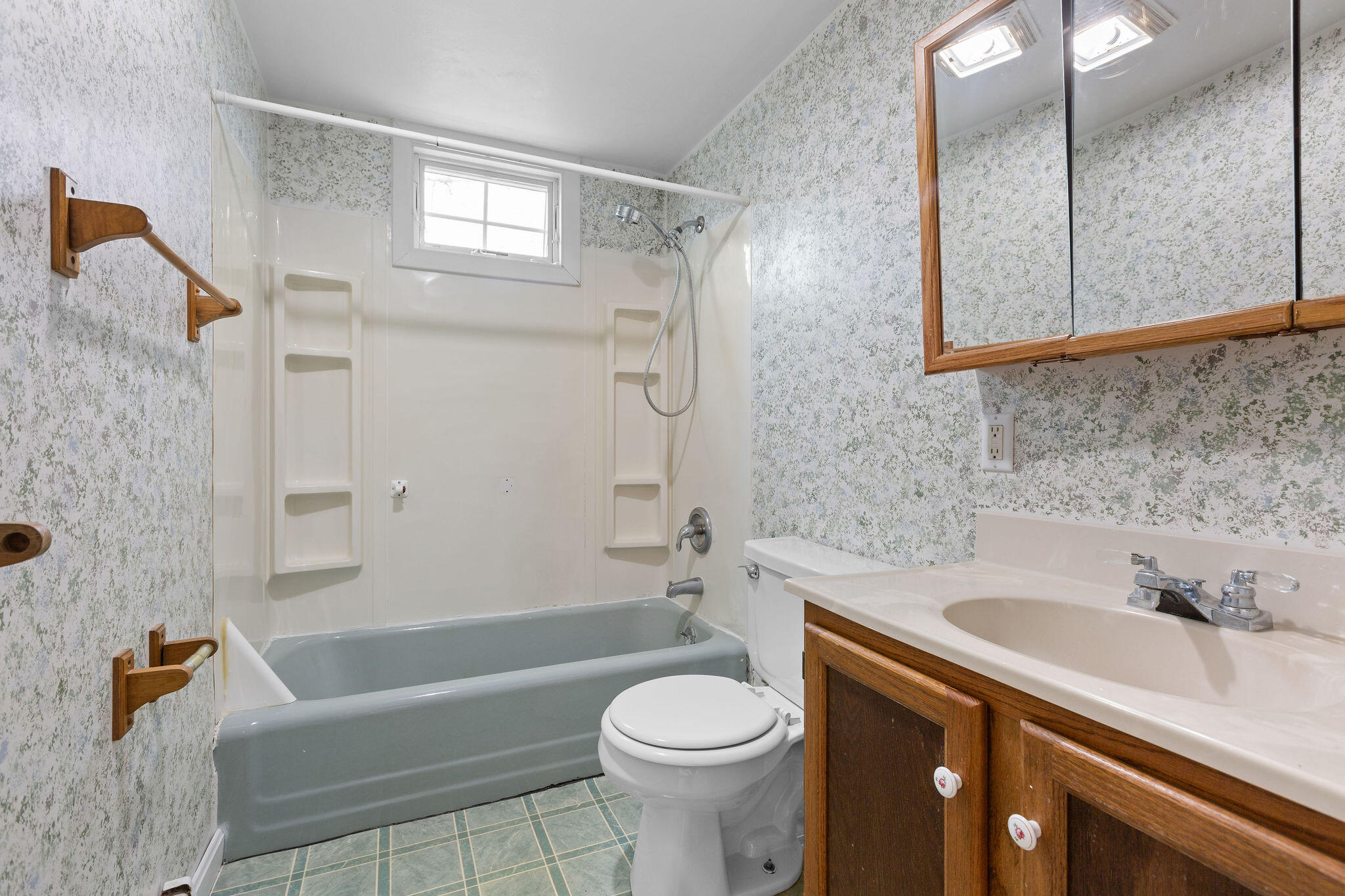 86 Seabrook Road Barnstable MA 02601