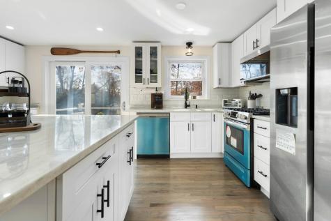 11 Pershing Drive Falmouth MA 02536