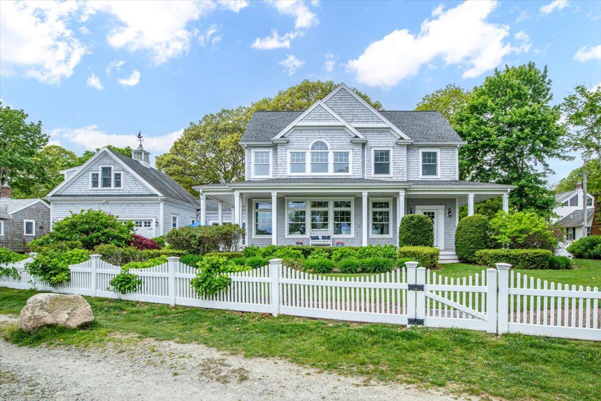 153 Great Bay Street Falmouth MA 02536