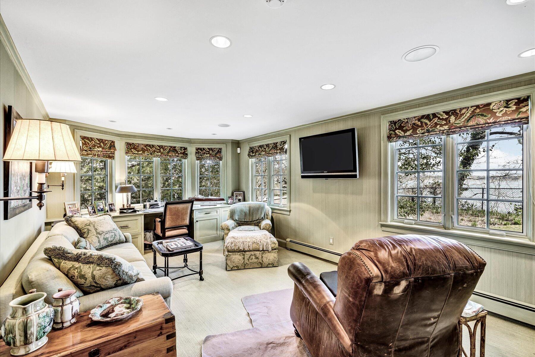 141 Daniels Island Road Mashpee MA 02649