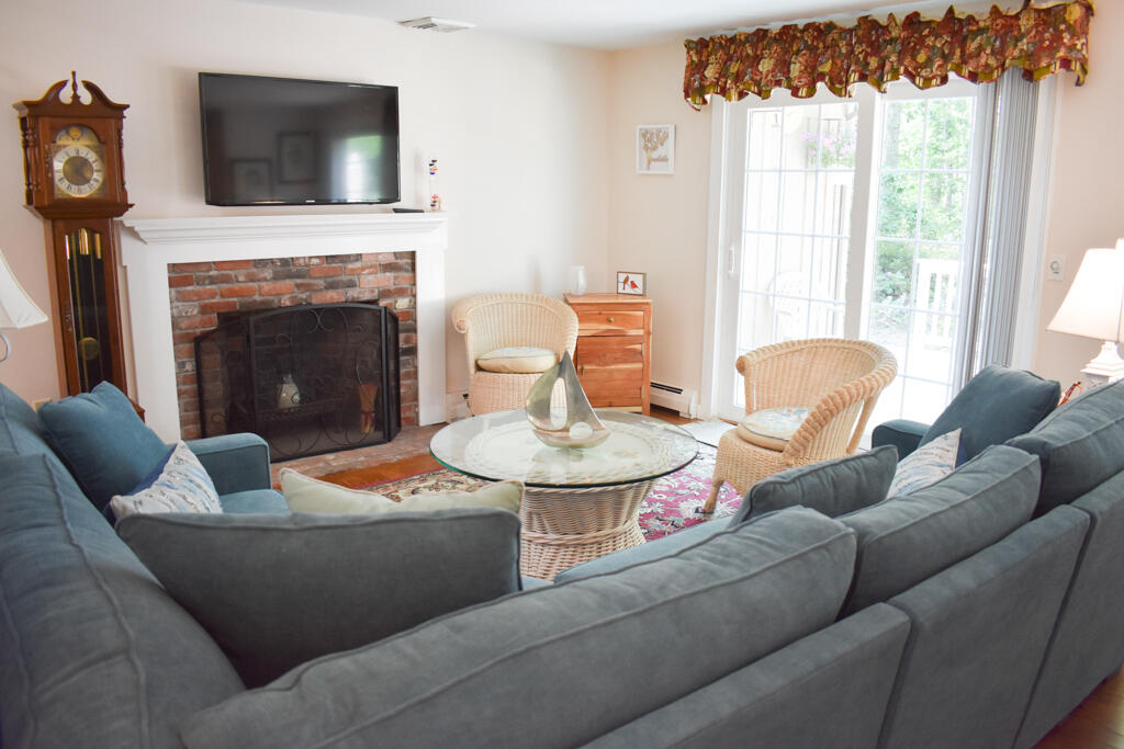 118 Hokum Rock Road Dennis MA 02638