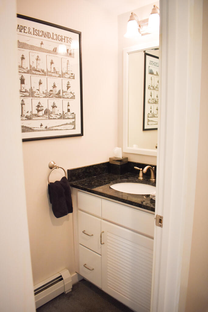 118 Hokum Rock Road Dennis MA 02638