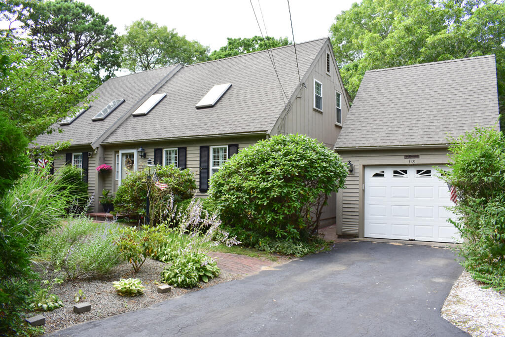 118 Hokum Rock Road Dennis MA 02638