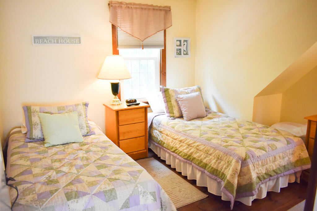 118 Hokum Rock Road Dennis MA 02638