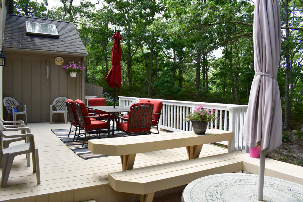 118 Hokum Rock Road Dennis MA 02638