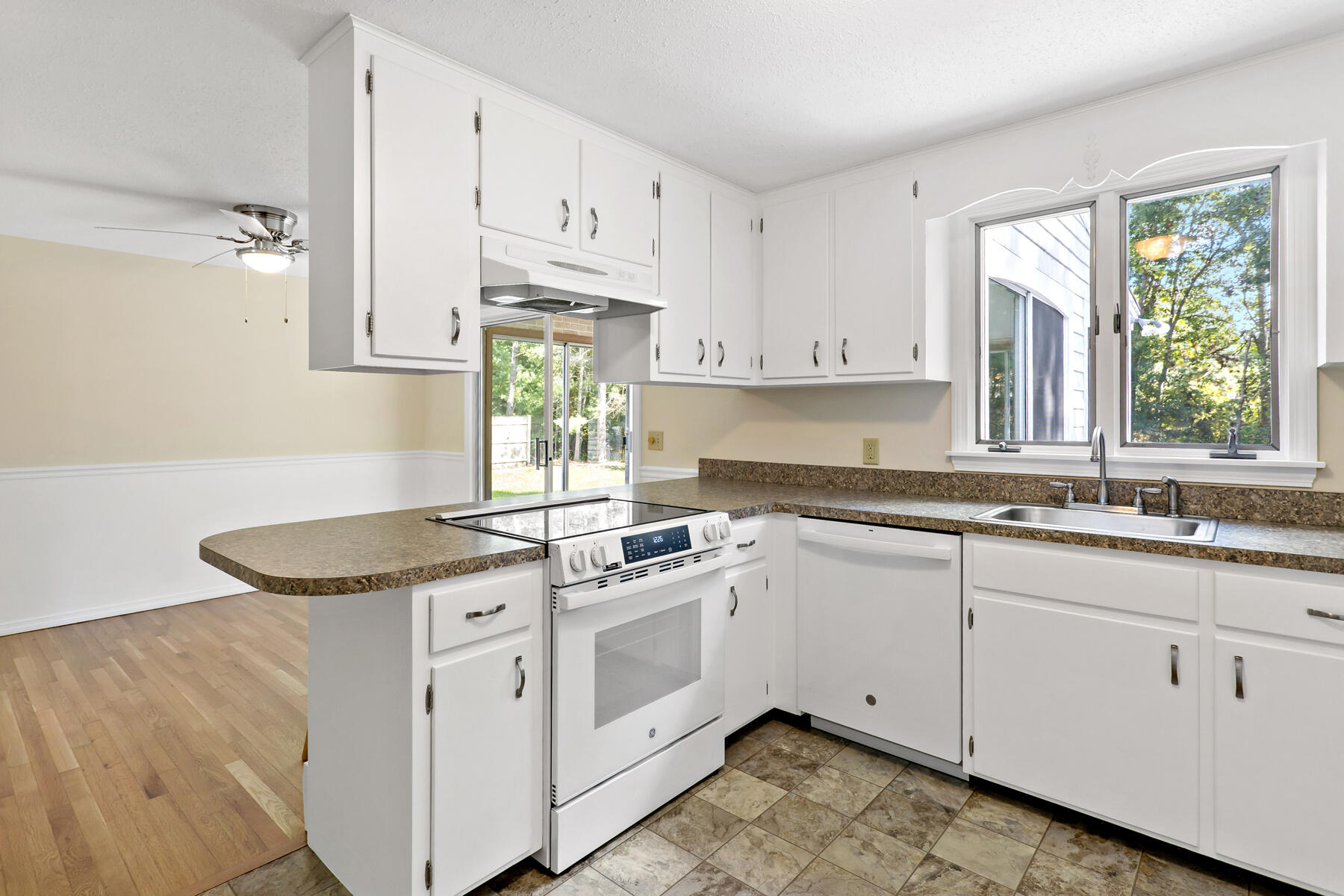 238 Monomoy Circle Centerville MA 02632